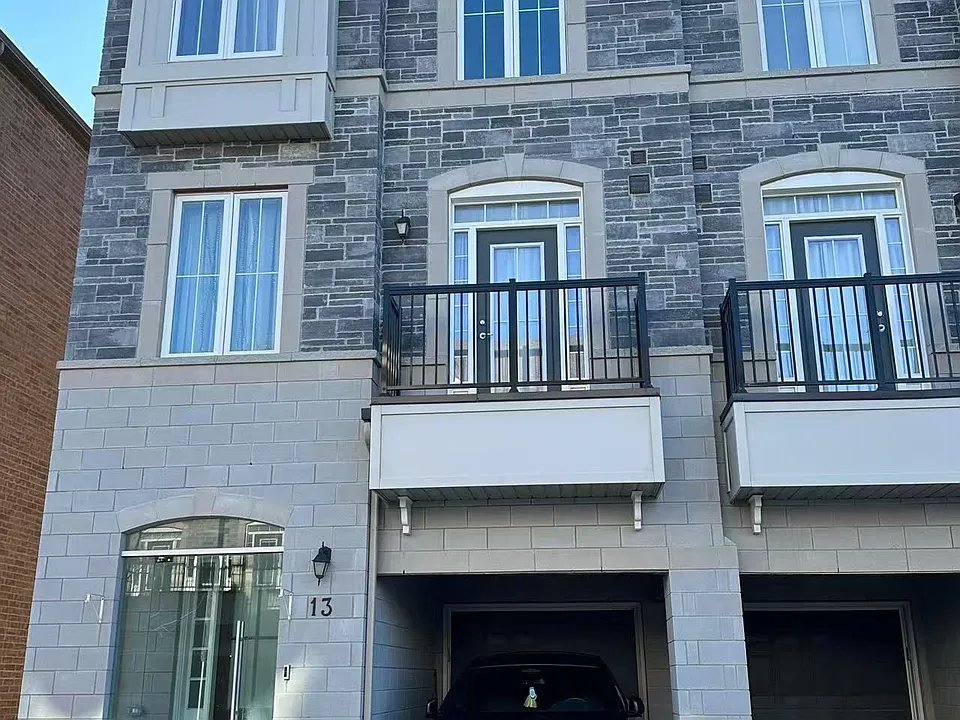 13 Thomas Foster St
