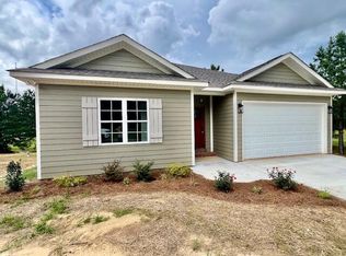 33 Mary Russell Rd, Ellisville, MS 39437