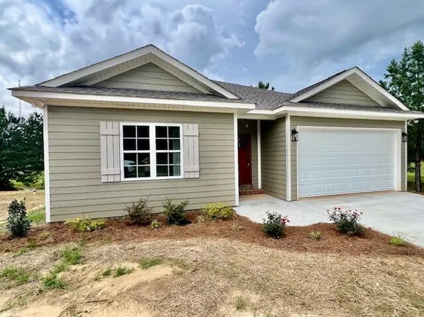 33 Mary Russell Rd, Ellisville, MS 39437