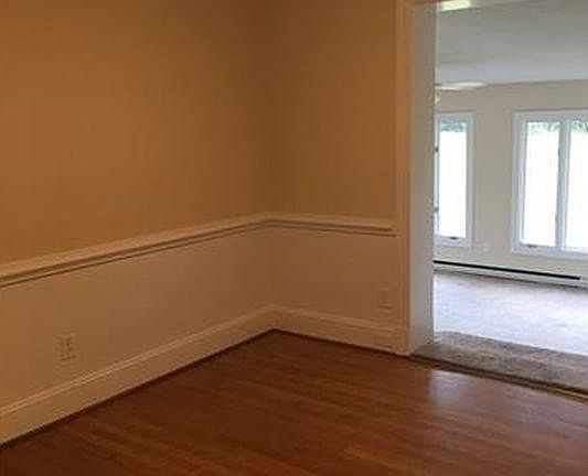 4th image of 8807 Michaux Ln