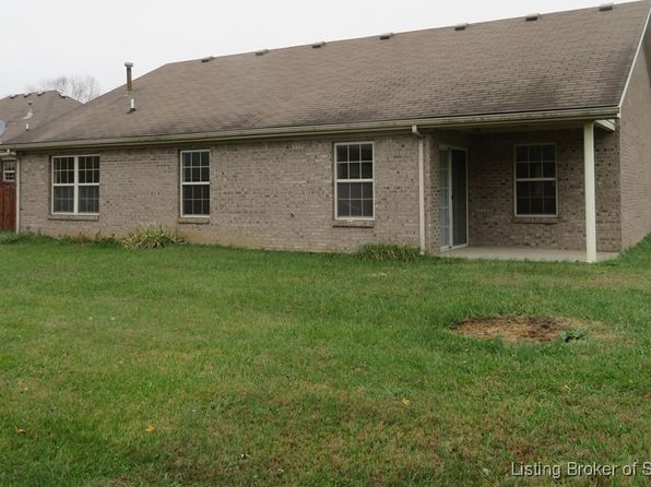 2004 Sterling Terrace, Sellersburg, IN 47172