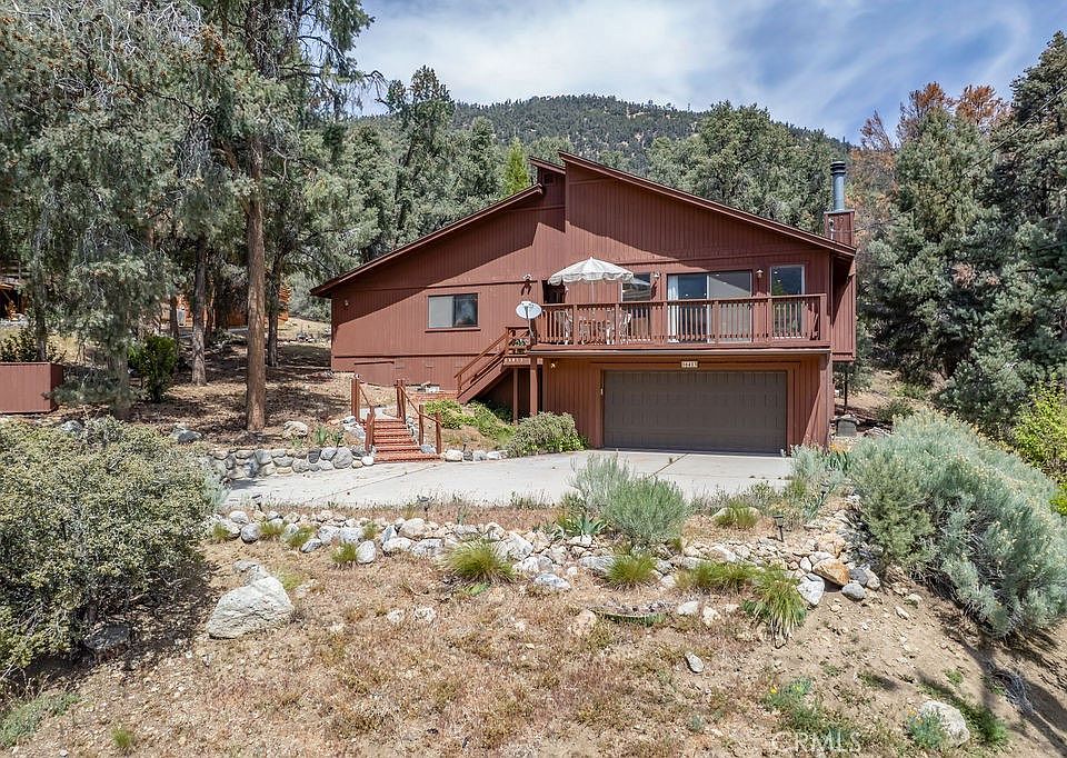 1st image of 16413 Grizzly Dr