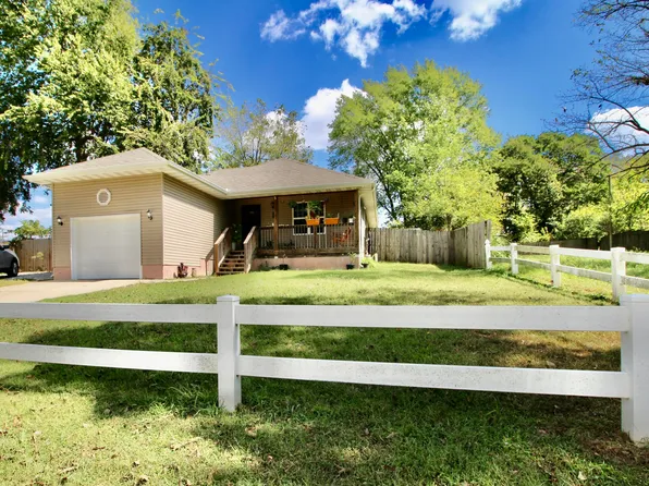 2338 N Jefferson Avenue, Springfield, MO 65803