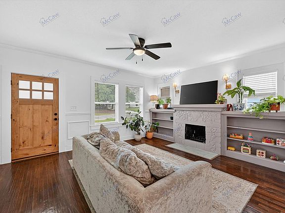 3rd image of 3320 Ryan Ave