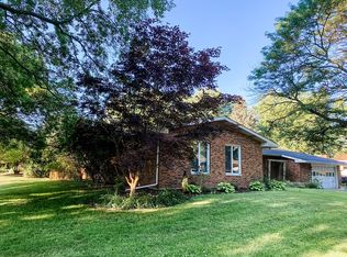 701 Thomas Dr, Morris, IL 60450