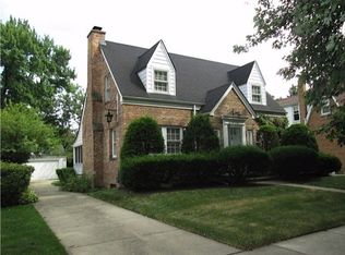 6649 N Loleta Ave, Chicago, IL