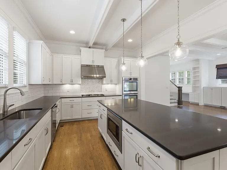 404 Woodmont Hall Pl — Photo 18