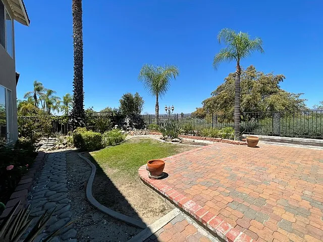 33032 Sotelo Dr — Photo 25