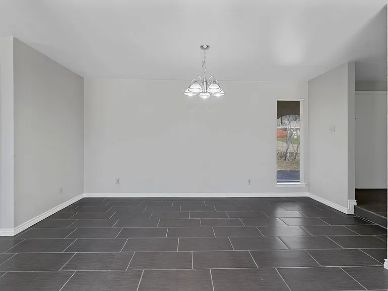 1020 Mountview Dr — Photo 12