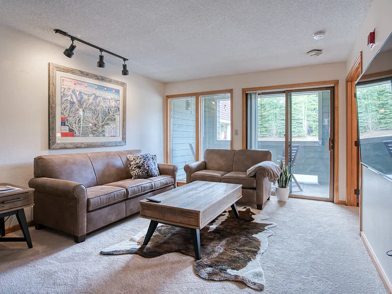 250 Ski Hill Rd #25 — Photo 7