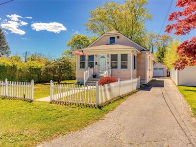 92 Avery Avenue, Patchogue, NY, 11772