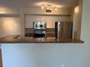 110 Yacht Club Way APT 102, Hypoluxo, FL 33462