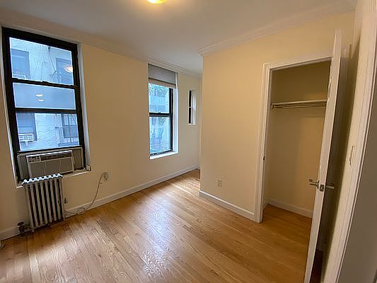 4th image of 511 E 12th St APT 1F
