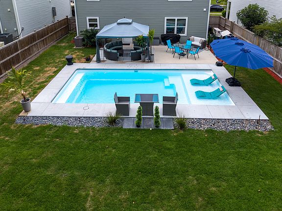 5th image of 2122 Colson Ln