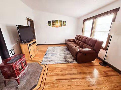 2nd image of 173 Robert Dr