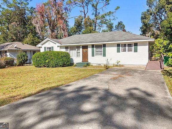 2nd image of 704 Lausanne Dr