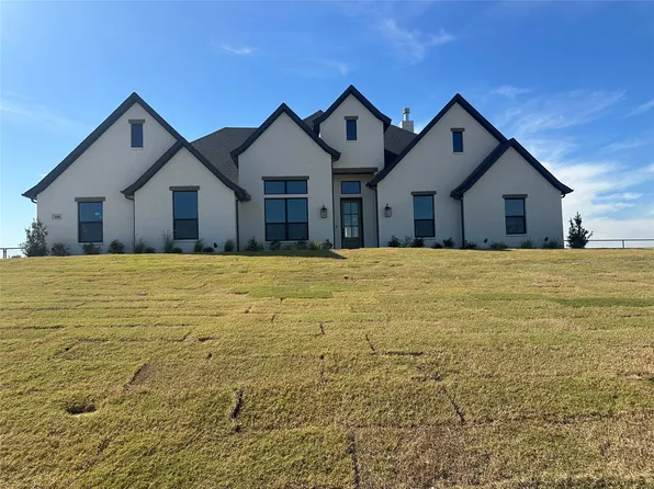 108 Blackstar Ln, Decatur, TX 76234