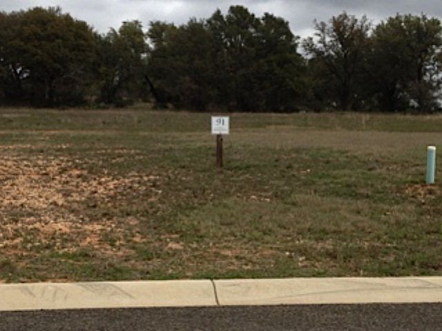 1st image of 714 Englemann Oak Dr