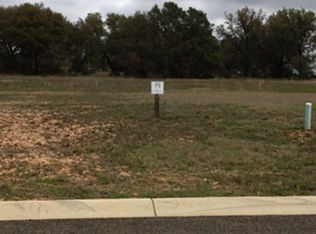 714 Englemann Oak Dr, Fredericksburg, TX 78624