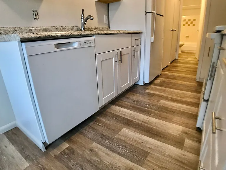 Bergen Apartments — Photo 14