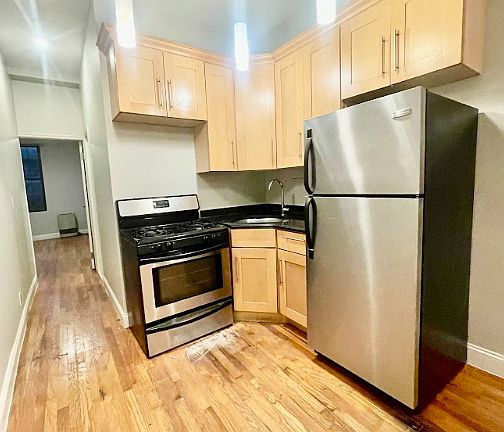 2nd image of 1246 De Kalb Ave #H3