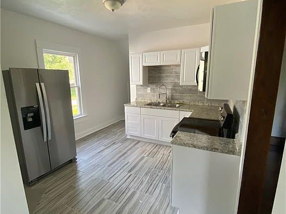 5th image of 2614 Marcella Ave