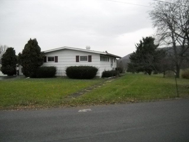 1st image of 133 W Bennett Cir