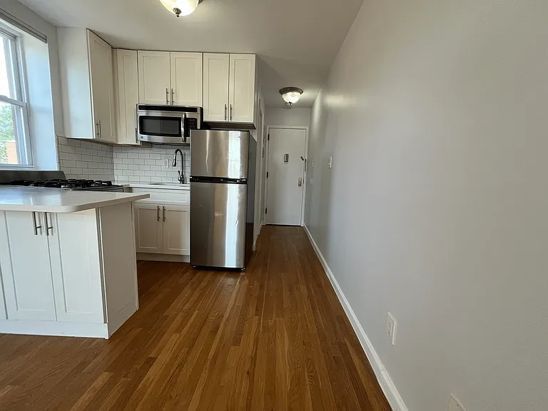 573 6th Ave #3A — Photo 5