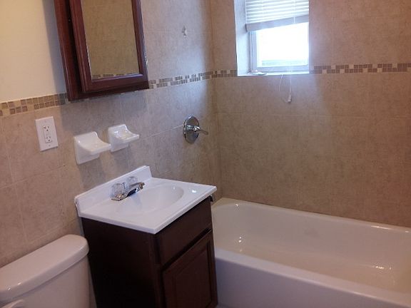 5th image of 6 Tonnele Ave #102AA