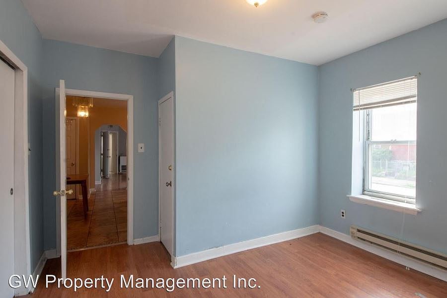 2nd image of 1301 S Ruby St Fl 1ST