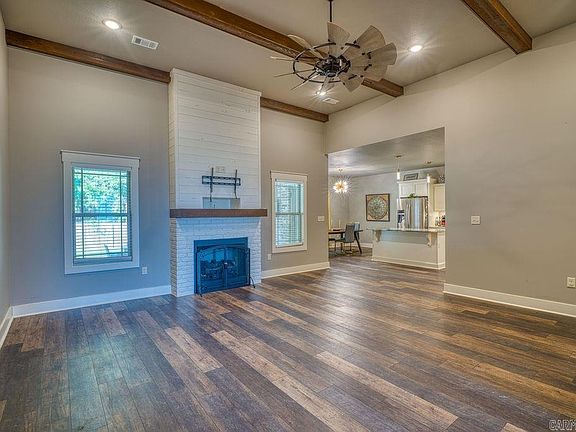 3rd image of 109 Gulley Dr