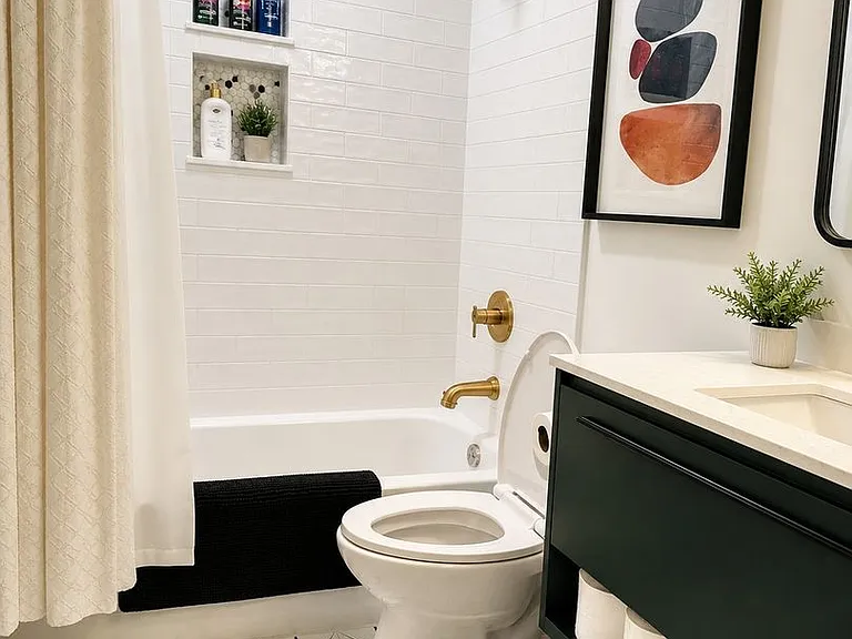 11004 Jordan Ln — Photo 15