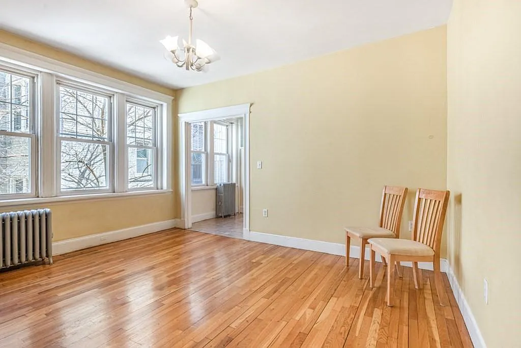 Building Photo - 1629 Commonwealth Ave #9