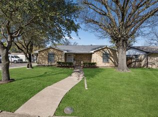 831 Kelso Dr, Dallas, TX