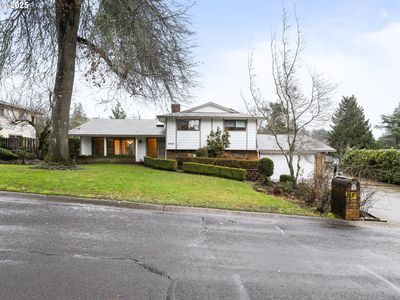 24540 SE Strawberry Dr, Damascus, OR, 97089