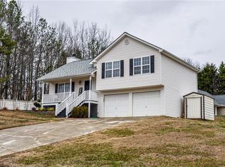 3979 Parks Rd, Flowery Branch, GA 30542