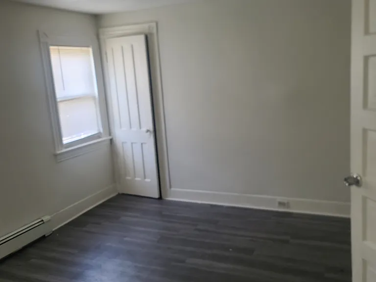584 Connecticut Ave — Photo 14