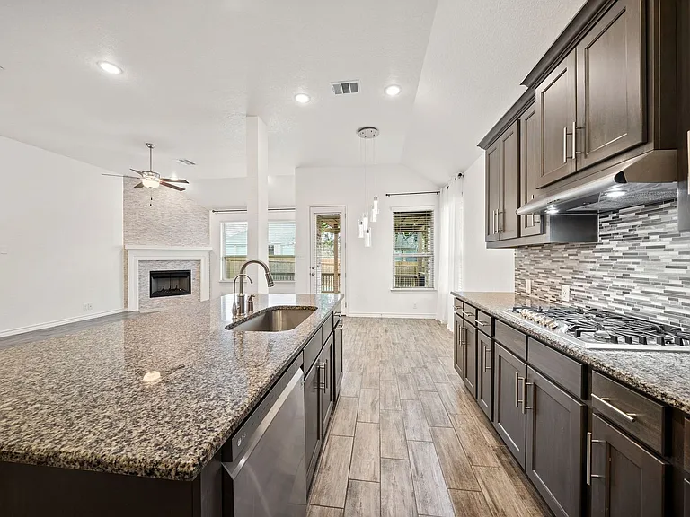 9767 Innes Pl — Photo 14