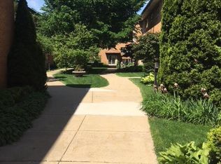 311 Ridge Rd, Wilmette, IL 60091