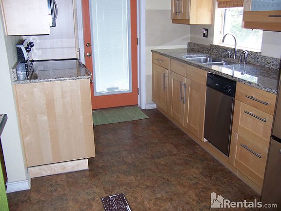 2nd image of 700 Thalia Dr