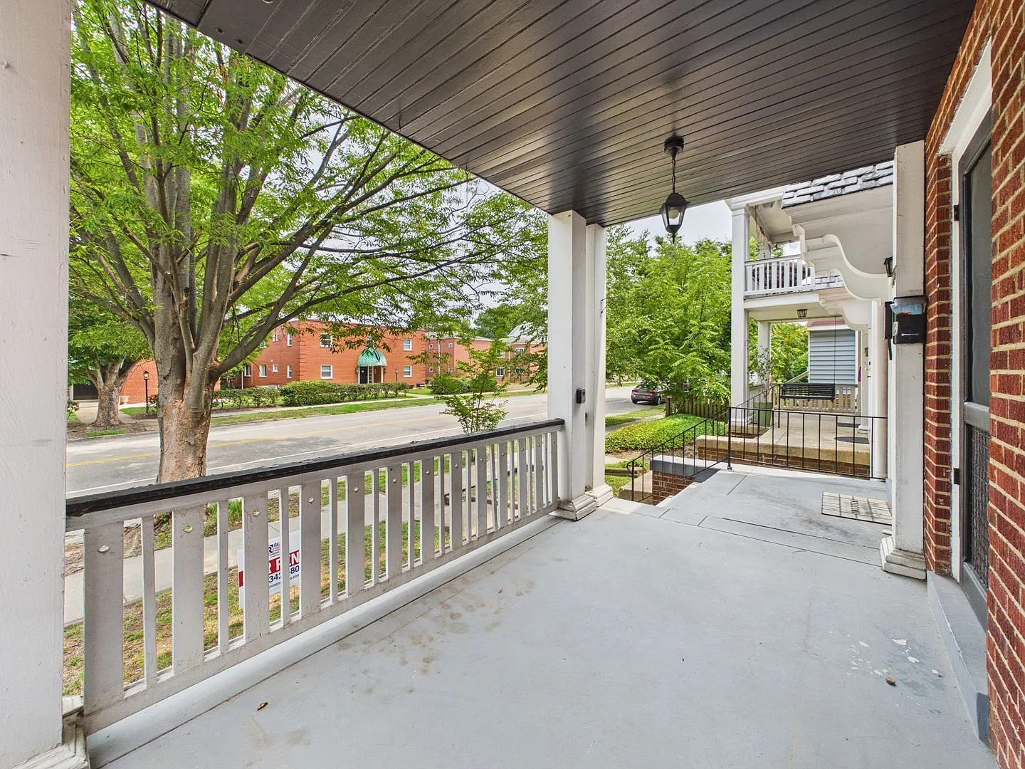 2 bed, 1.5 bath, 1205 sqft, $1,995 — Photo 3