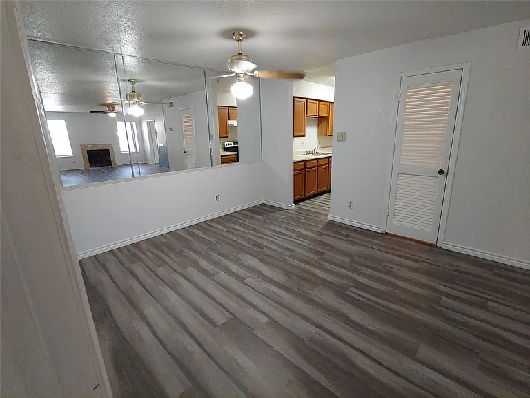 9700 Leawood Blvd #408 — Photo 6