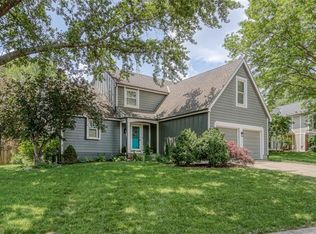 11512 Rosehill Rd, Overland Park, KS 66210