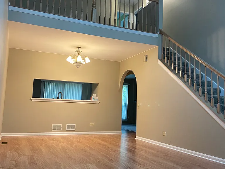 1503 Diamond Dr — Photo 2