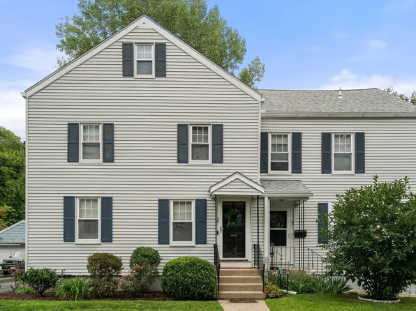 78 Pleasant St Unit 78, Needham, MA 02492