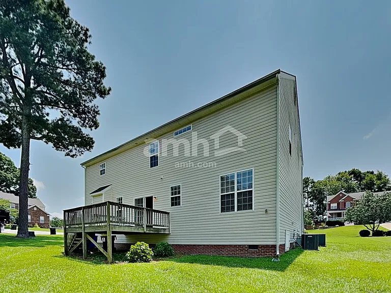 918 Pristine Ln — Photo 22