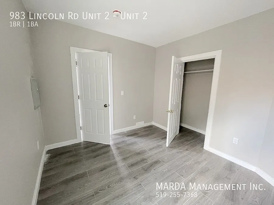 Renovated 1 Bed/1 Bath In Walkerville + Hydro — Photo 4