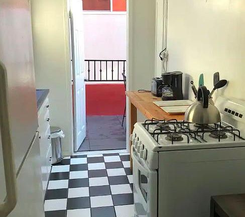 4th image of 6058 Scenic Ave