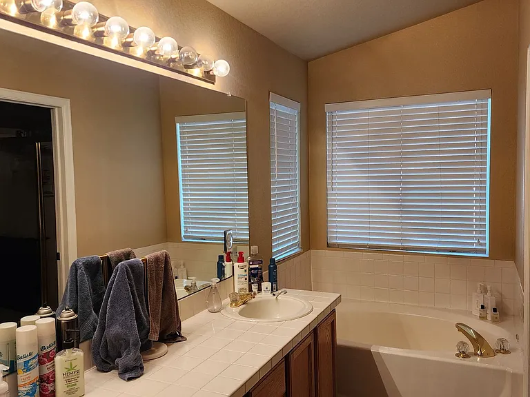 814 Timothy Dr — Photo 7