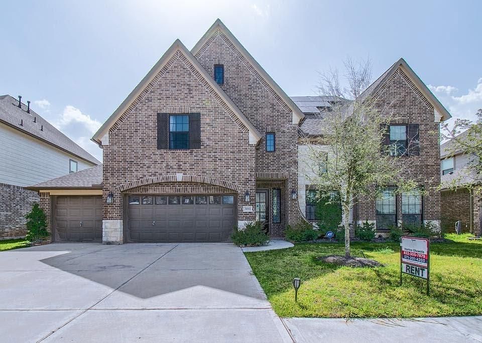 1st image of 3011 Cooper Hawk Ln